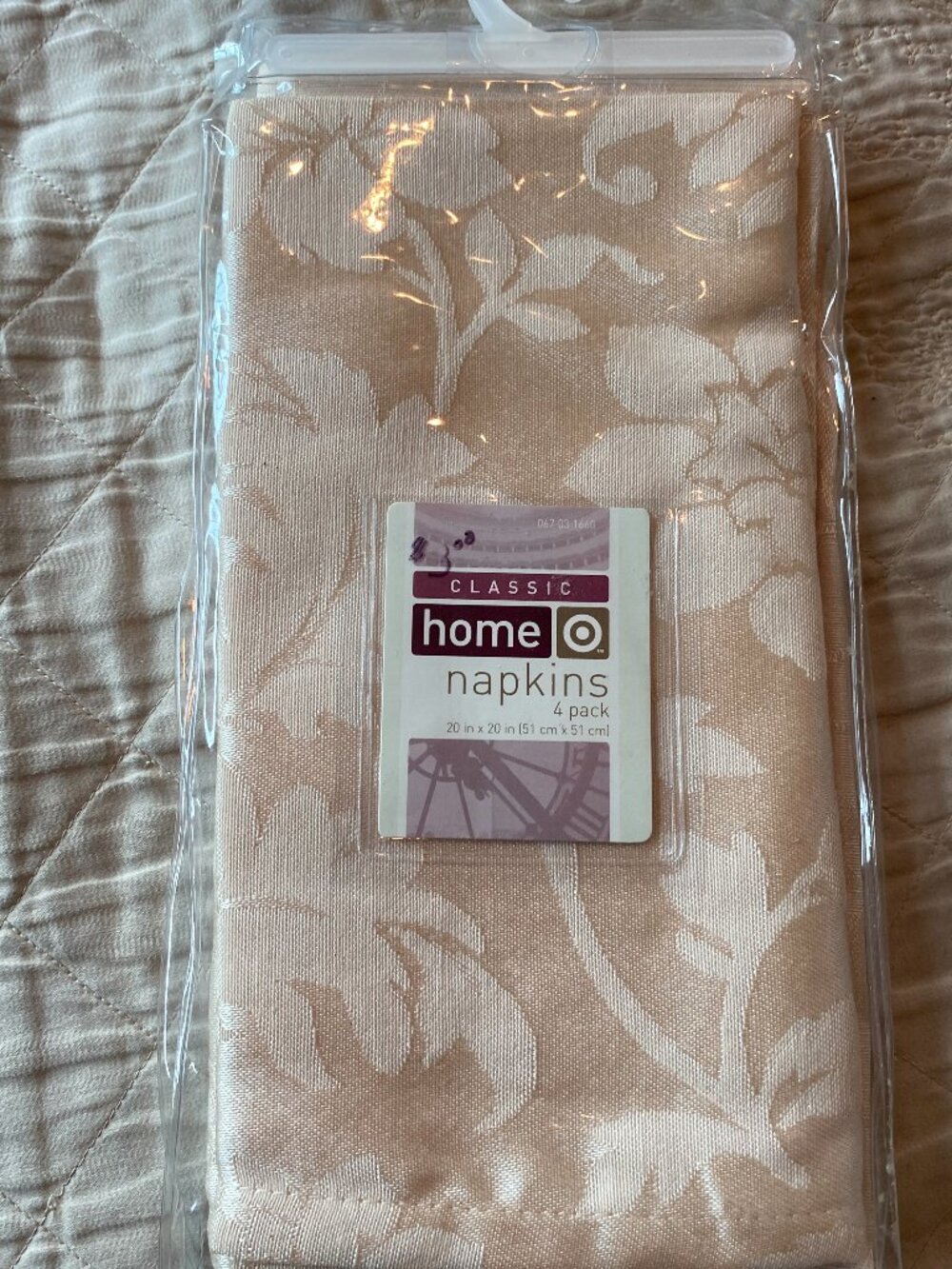 Home Napkins- Classic- 4 pack- 20x20 inch- tan floral pattern-NEW!